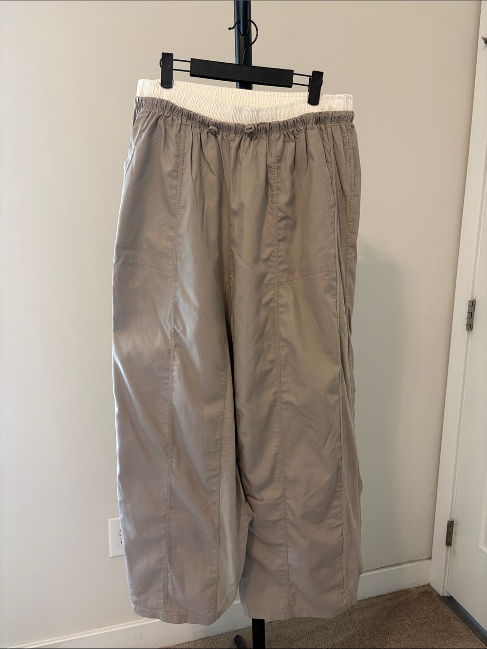 Anthropologie Daily Practice Ankle Pant
